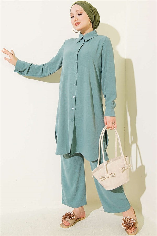 Long Shirt Basic 2 Piece Set in Light Green