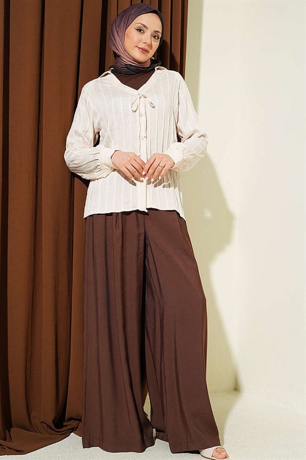 V-Neck Striped Lace-up Shirt Beige