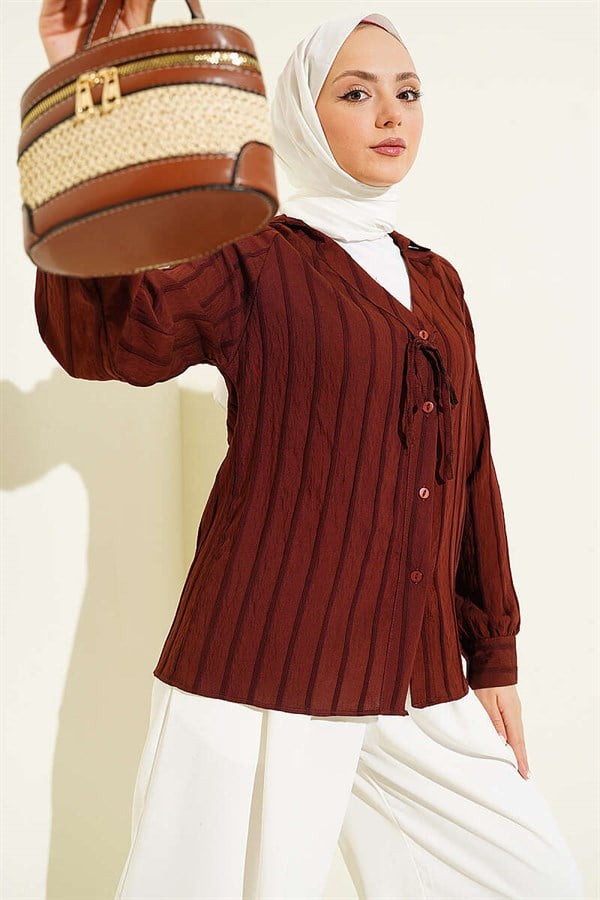 V-Neck Striped Lace-up Shirt, Brown