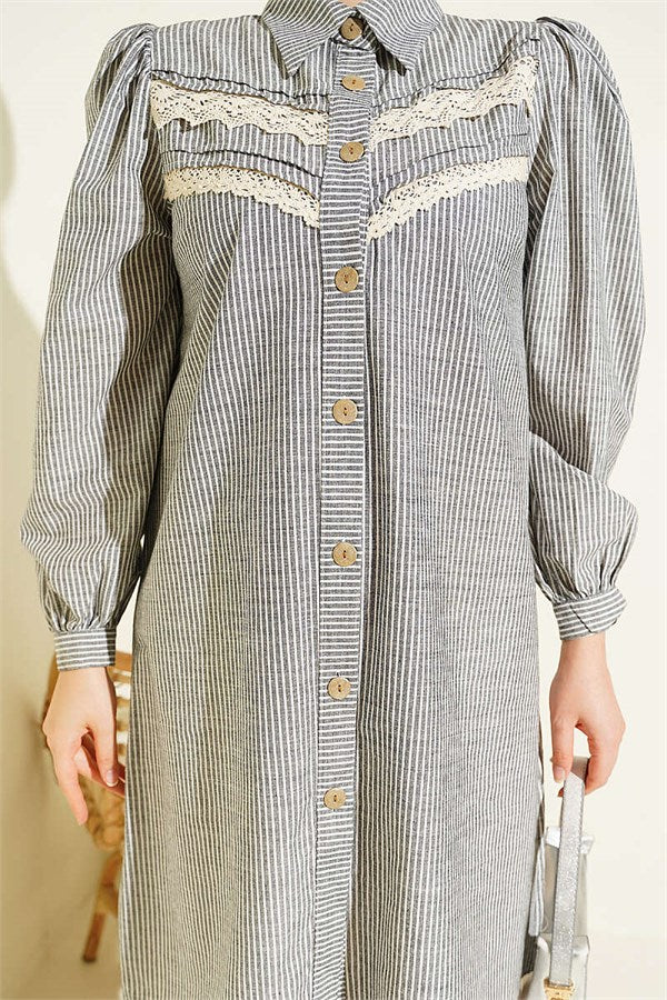 V-Neck Lace Striped Shirt Black