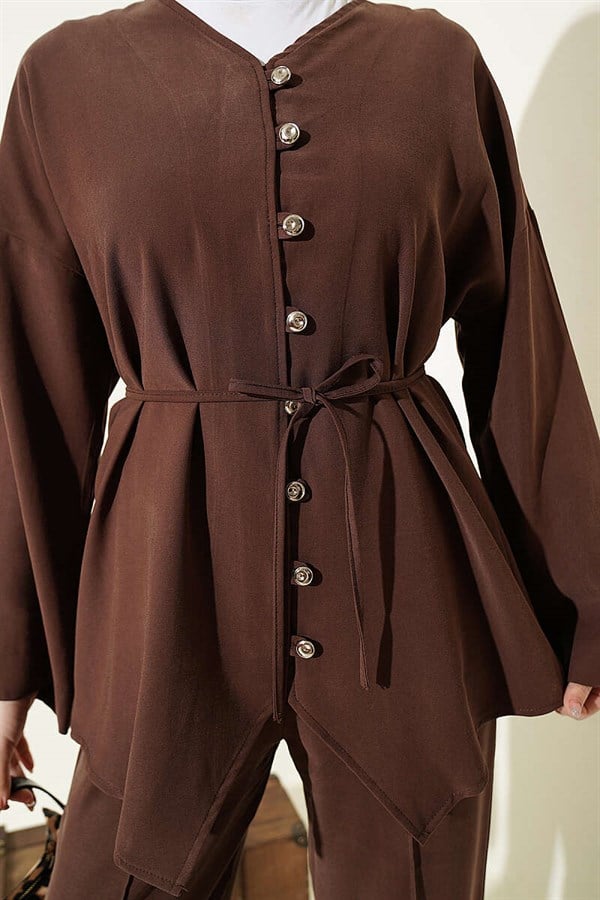 V-Neck Button-Down 2 Piece Set in Coffee