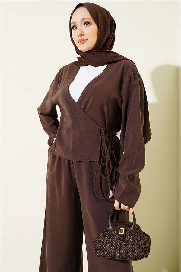 V-Neck 2 Piece Set with Tie Closure, Coffee