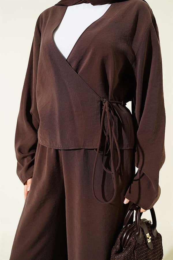 V-Neck 2 Piece Set with Tie Closure, Coffee