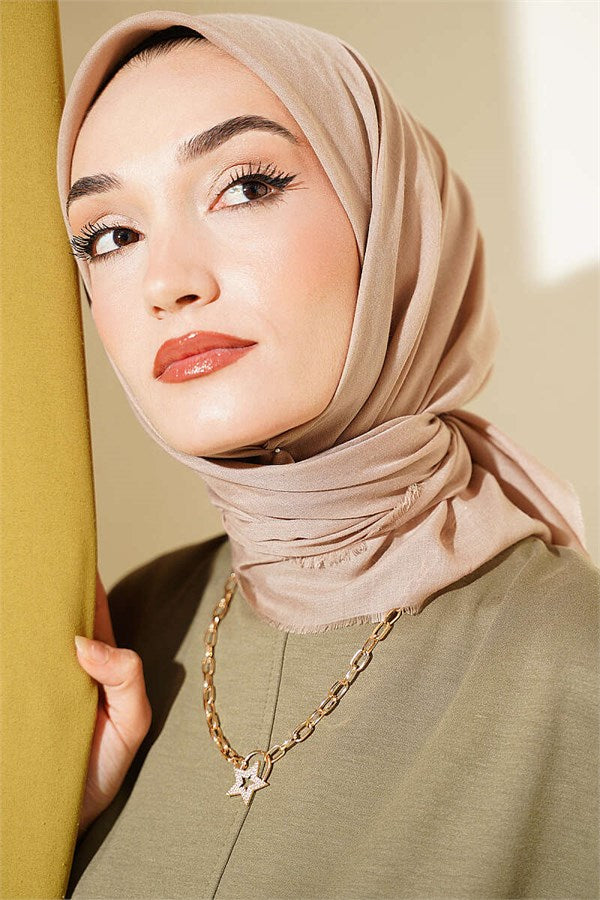 Vera Plain Scarf Light Mink