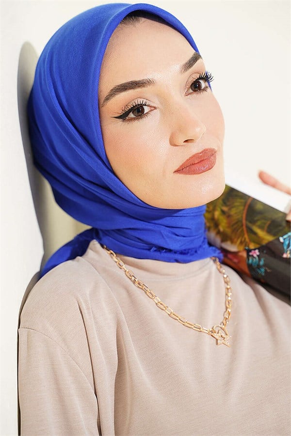 Vera Plain Scarf Saks