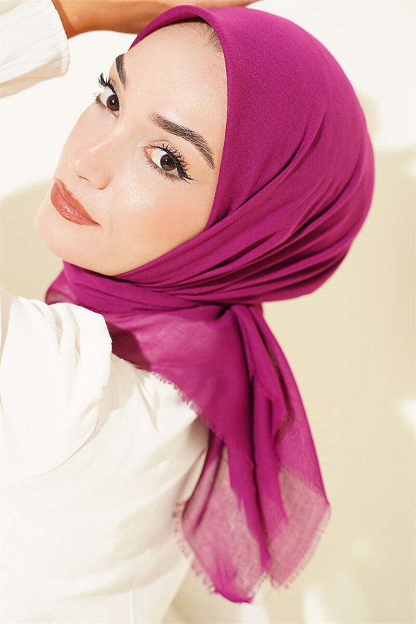 Vera Plain Scarf Wine