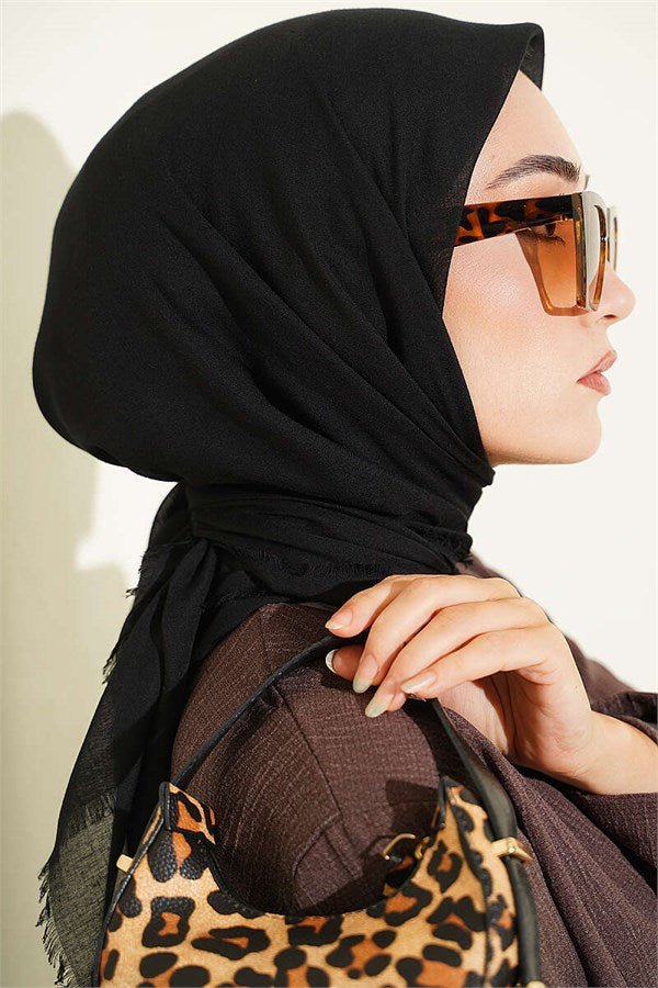Vera Plain Scarf Black