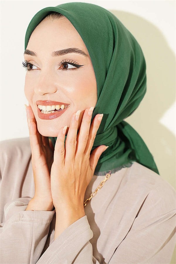 Vera Plain Scarf Green