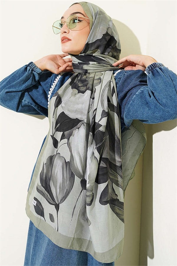 Viona Bamboo Crush Shawl Light Green