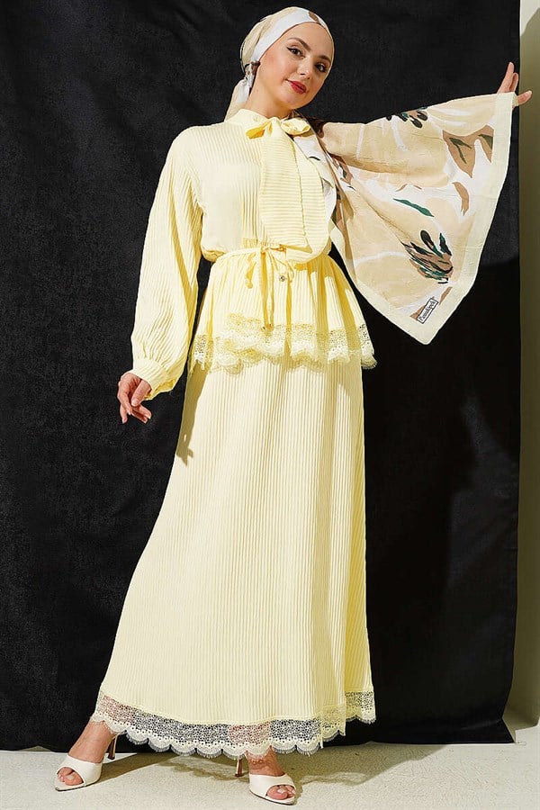 Yellow Lace-Up Corduroy Skirt 2 Piece Set