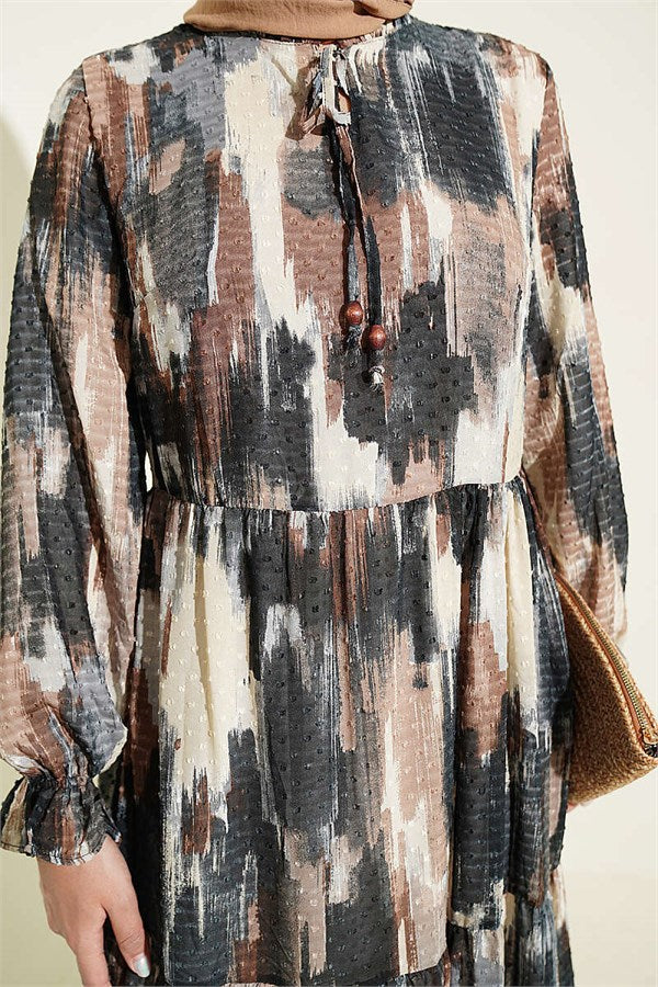 Patterned Dress with Neckline, Mink