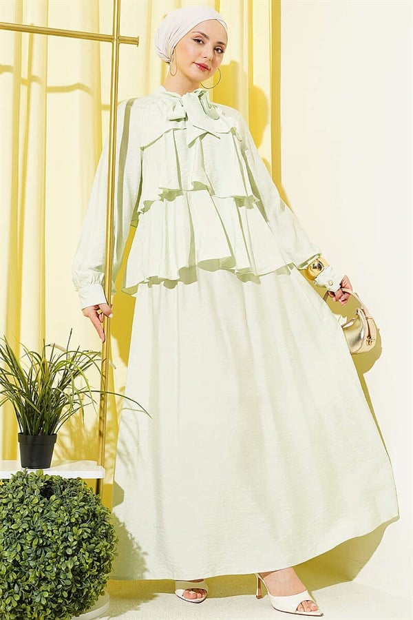 Tie-Neck Layered Skirt 2 Piece Set in Light Green