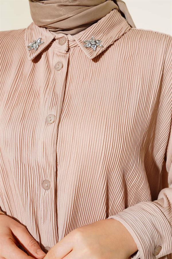 Flower Stone Collar Suit Beige