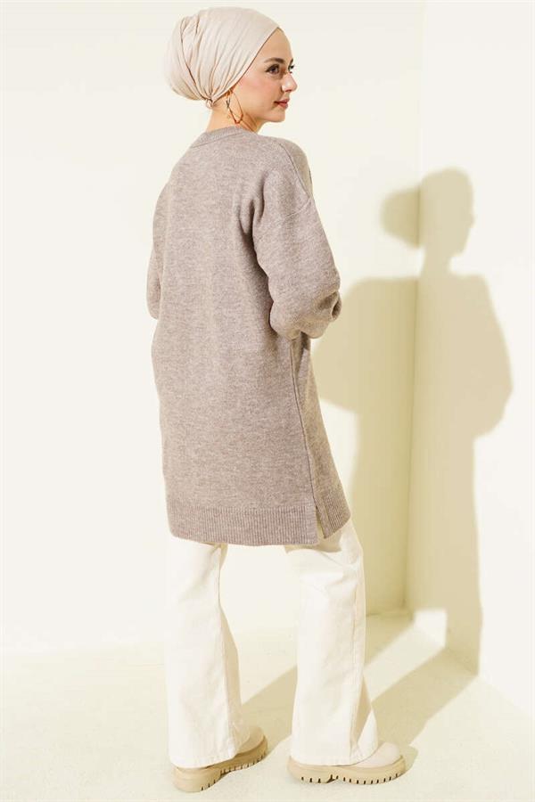 Soft Knit Tunic with Floral Collar and Mink