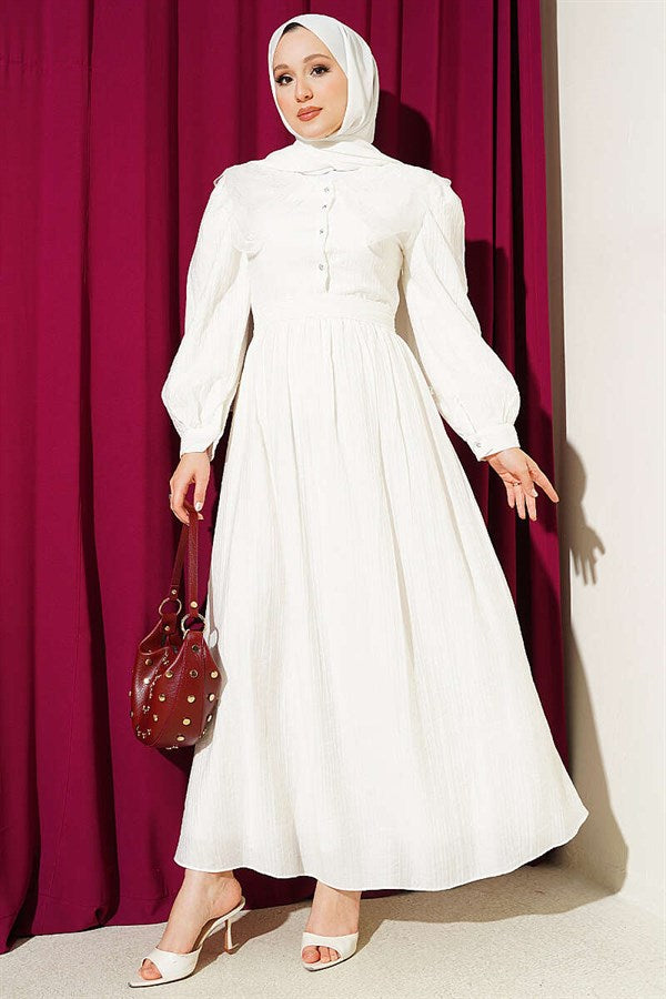 Ecru Dress with Lace Collar and Balloon Sleeves