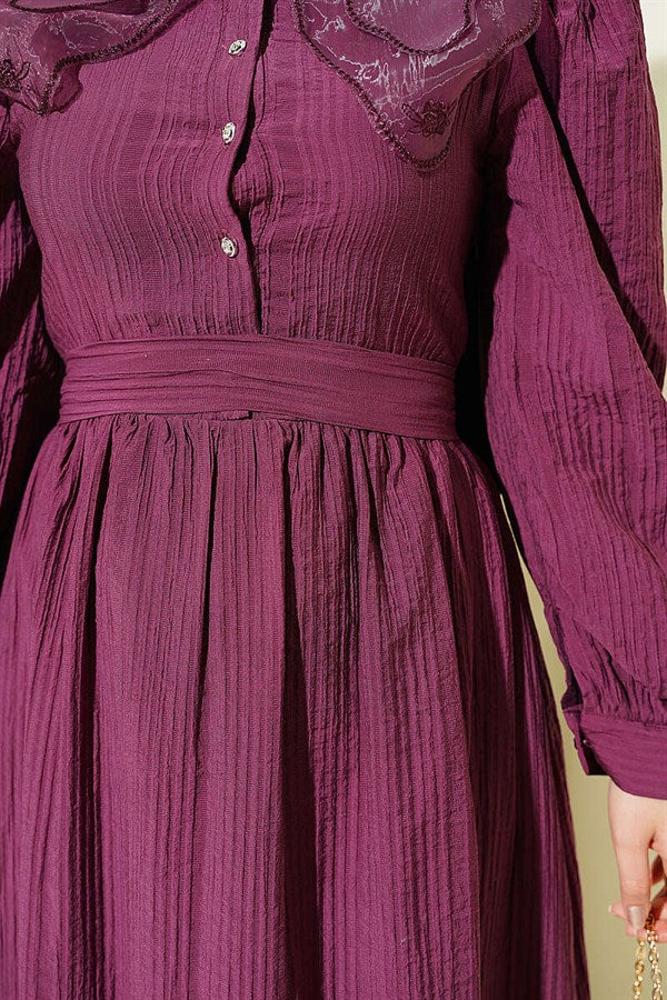 Purple Dress with Lace Collar and Balloon Sleeves