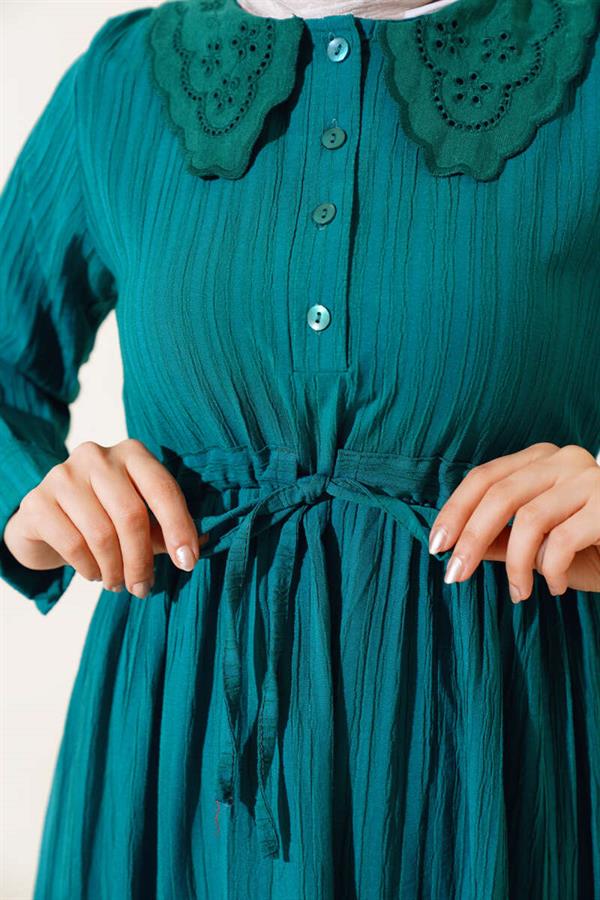 Half Buttoned Lace Collar Dress Emerald