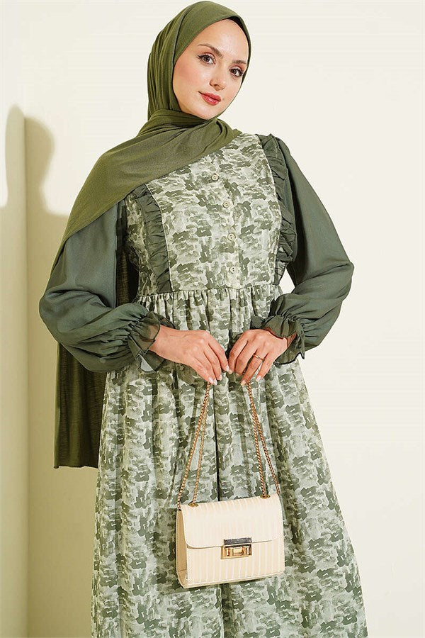 Green Chiffon Dress with Ruffled Collar and Pattern