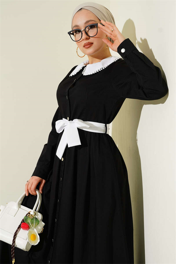 Black Full-Length Dress with Collar Trim and Metal Buttons