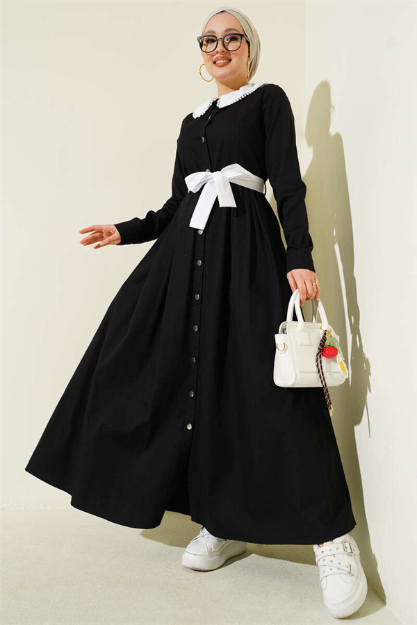 Black Full-Length Dress with Collar Trim and Metal Buttons