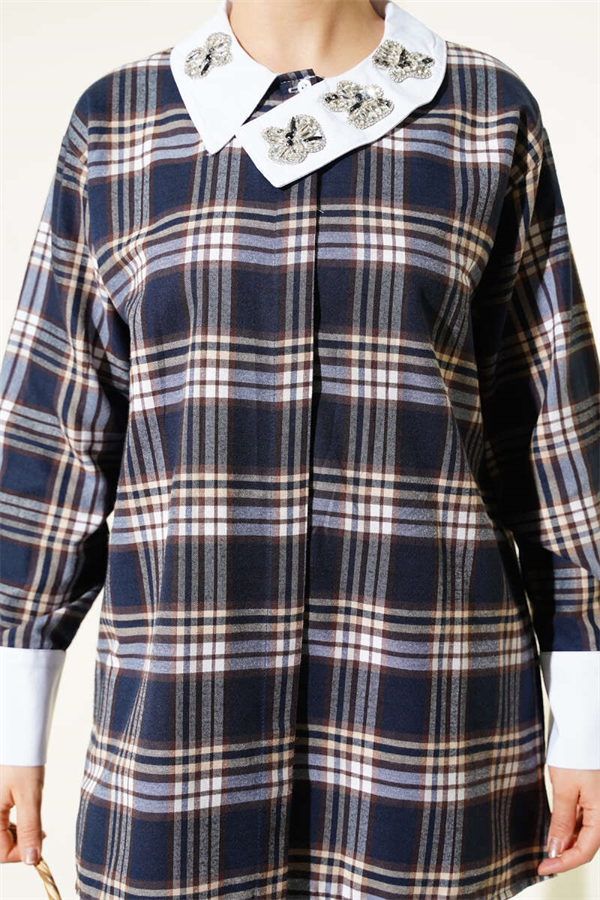 Collar Embellished Plaid Shirt Parliament