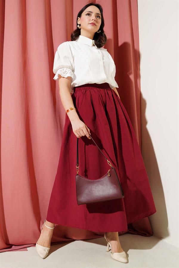 Short Shirt with Lace Collar and Sleeves Ecru