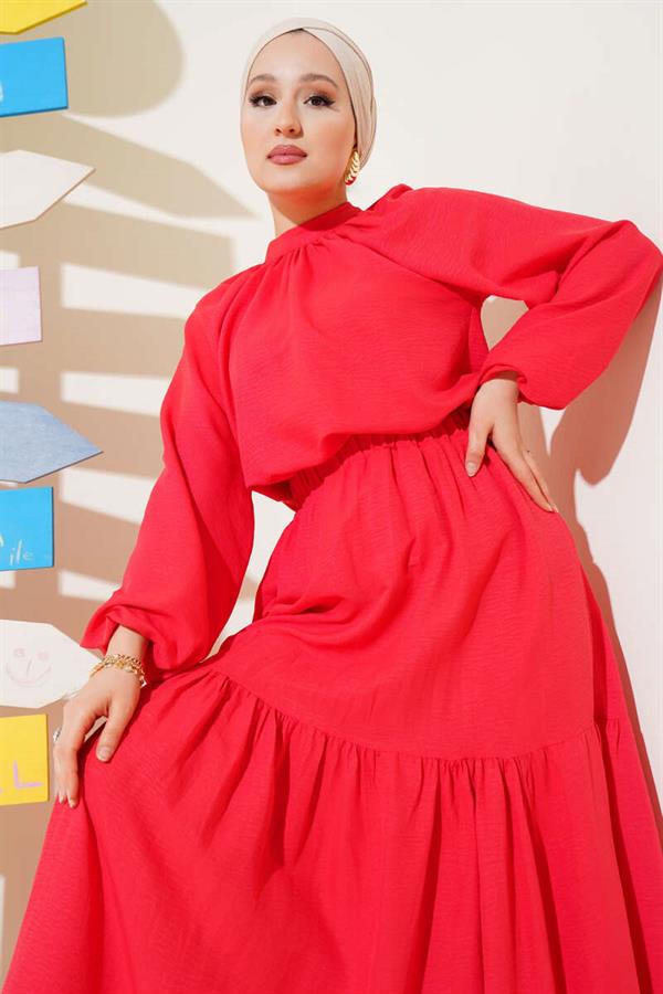 Alizarin 2 Piece Set with Pleated Collar and Skirt