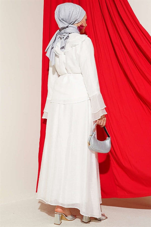 White British Button-Down Skirt 2 Piece Set with Ruffled Collar
