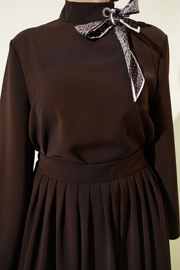 2 Piece Set with scarf collar and skirt, coffee color.