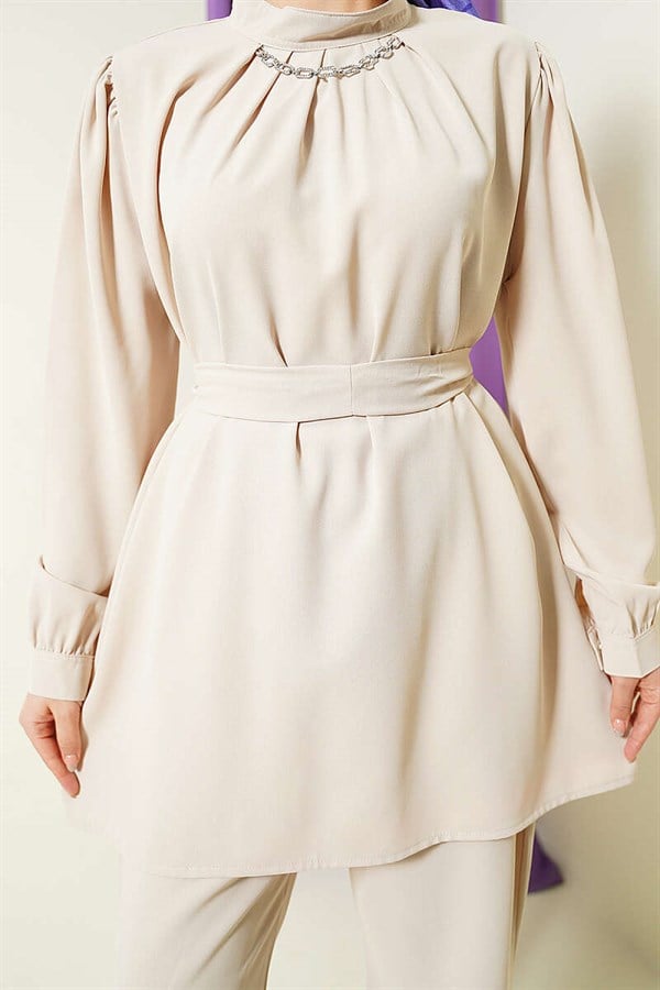 Beige Tunic 2 Piece Set with Necklace Collar