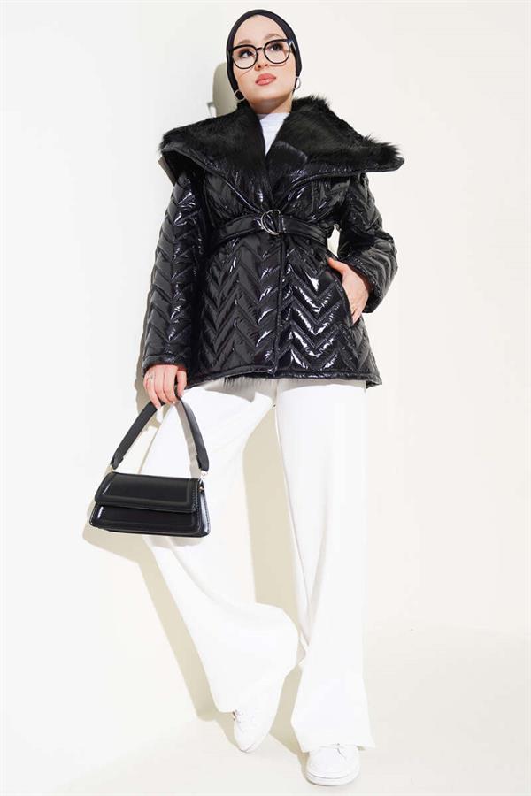 Shiny Coat with Fur Collar Black