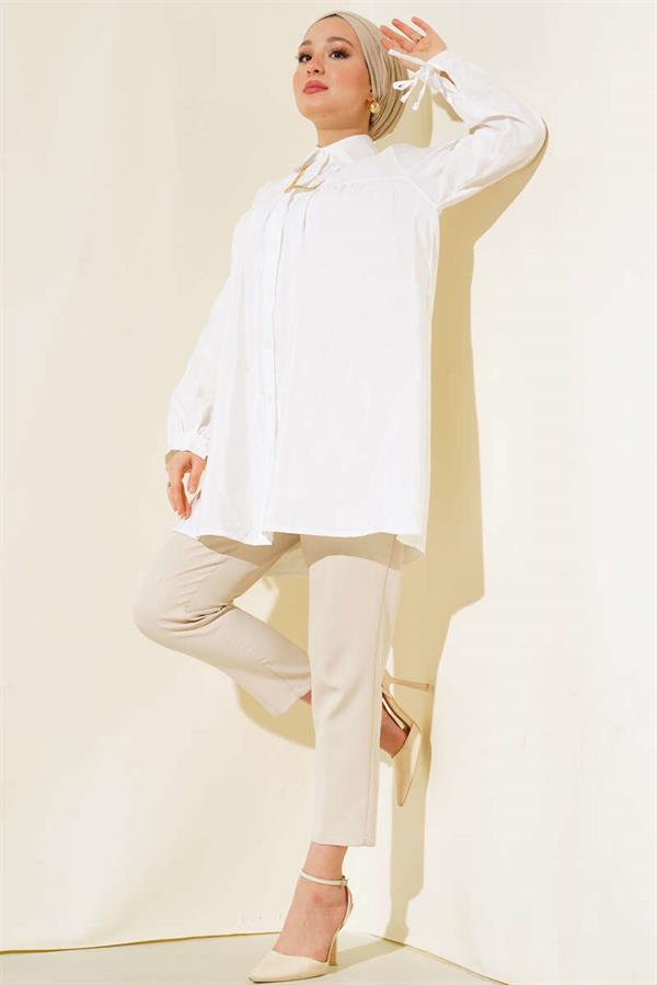 Chain-Collar, Cuff-Laced Shirt in Ecru
