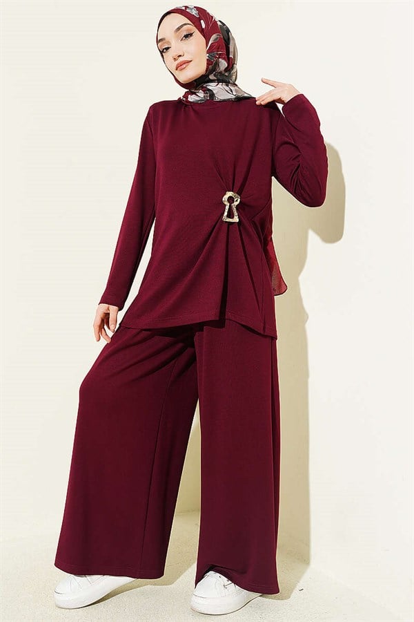 Loysa 2 Piece Set with Side Gathering Detail, Burgundy