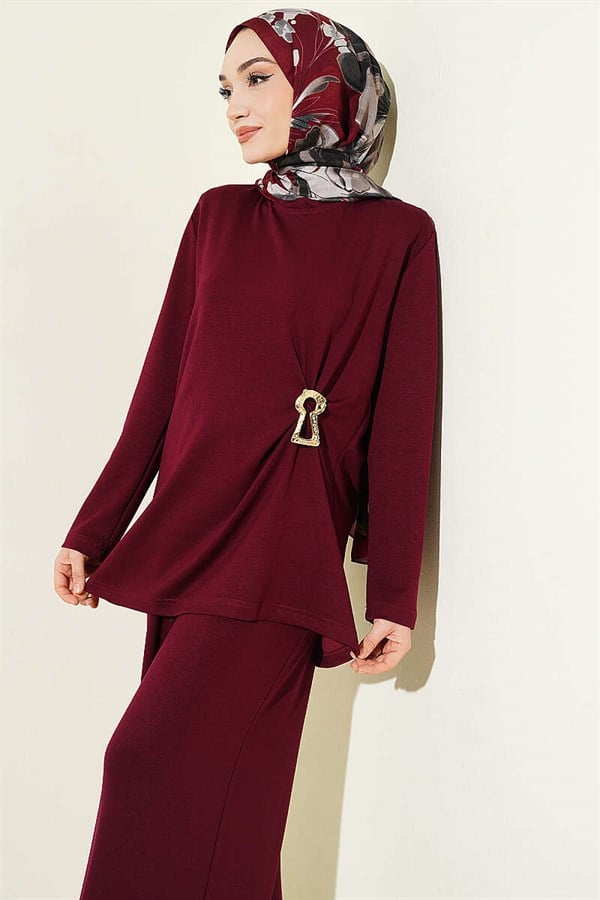 Loysa 2 Piece Set with Side Gathering Detail, Burgundy
