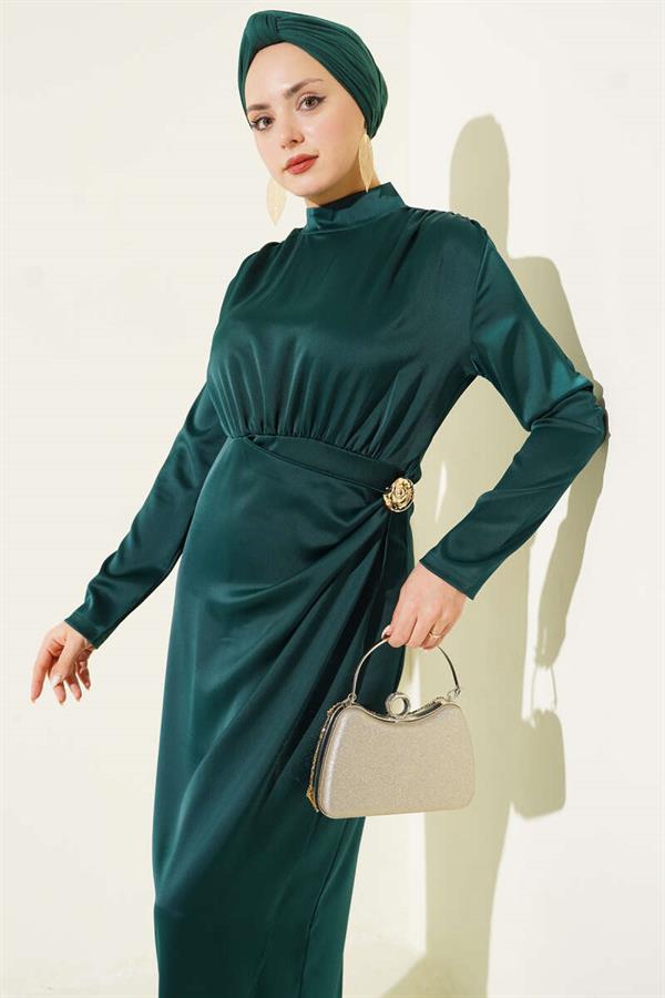 Emerald Green Satin Evening Dress with Side Gathering and Gold Buckle