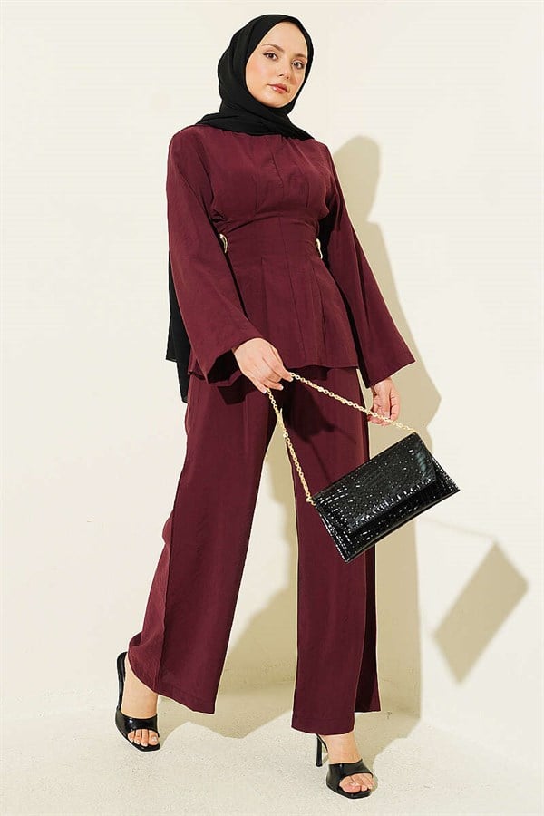 Side Gold Buckle Pleated 2 Piece Set in Burgundy