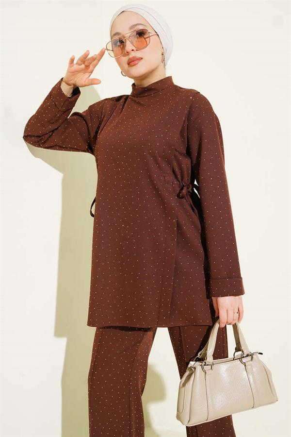 Coffee 2 Piece Set with Side Tunnel and Stone Embellishments