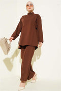 Coffee 2 Piece Set with Side Tunnel and Stone Embellishments