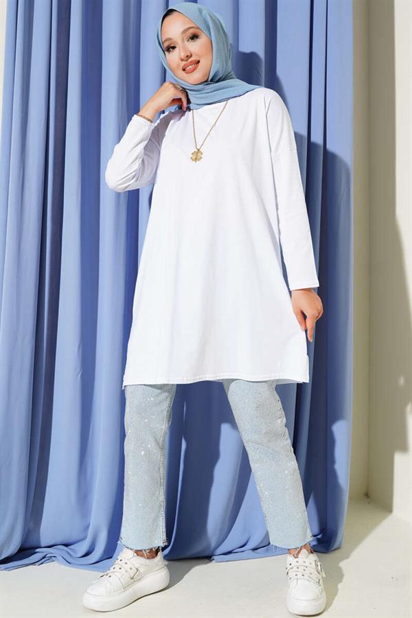 Basic Tunic with Side Slits in White