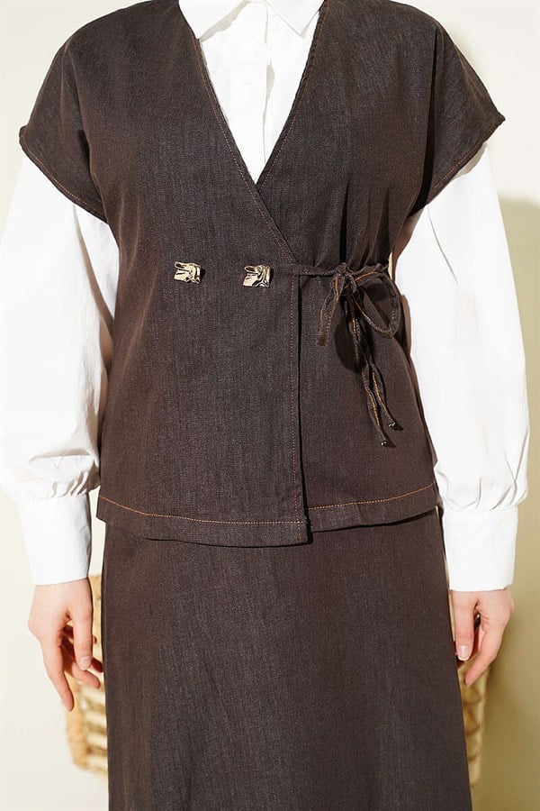 Side-lace Vest and Skirt Denim Set in Dark Brown