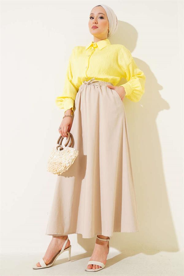 Basic Skirt with Side Pockets Beige