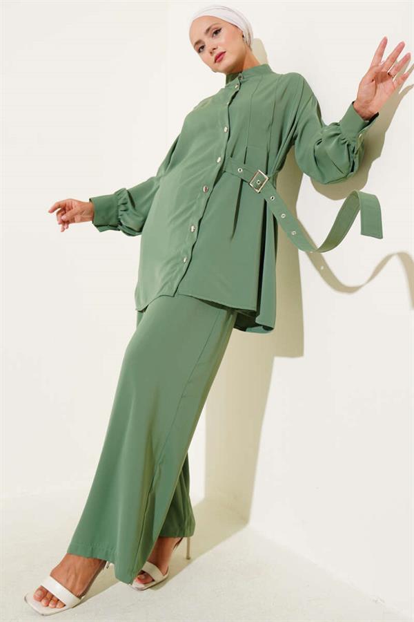 Side Belt Detailed 2 Piece Set in Green
