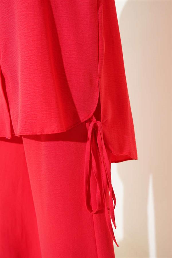 Alizarin Double Suit with Side Rope Detail