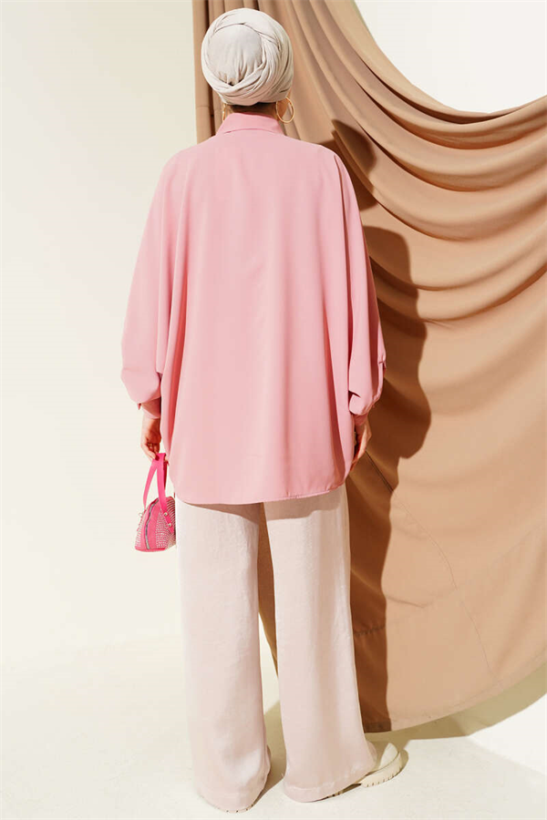 Oversize Shirt with Batwing Sleeve Necklace, Powder Pink