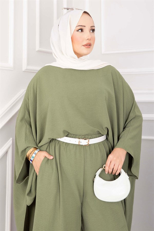 Batwing Sleeve Loose-Fitting Pants Two-Piece Set in Green Olive