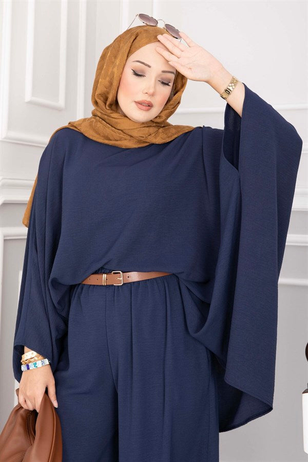 Two-Piece Set with Batwing Sleeves and Loose-Fitting Pants, Navy Blue