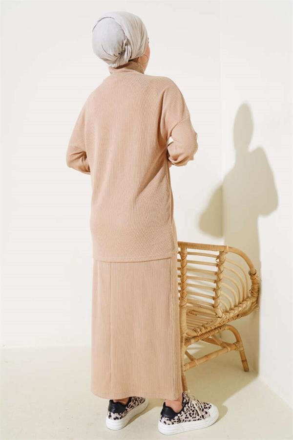 Half Turtleneck Corduroy Skirt 2 Piece Set Beige