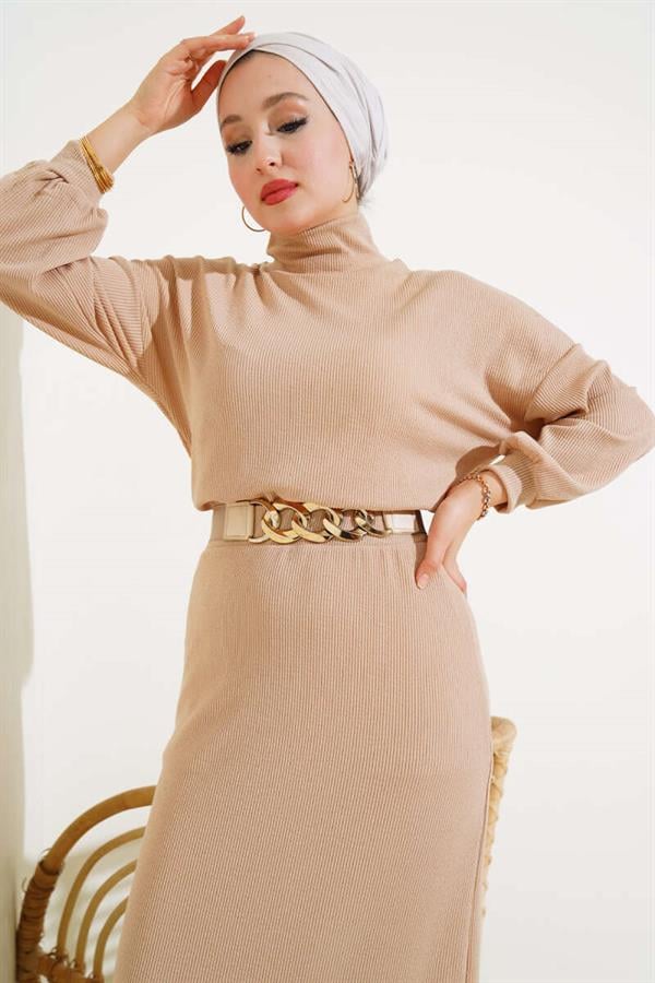 Half Turtleneck Corduroy Skirt 2 Piece Set Beige