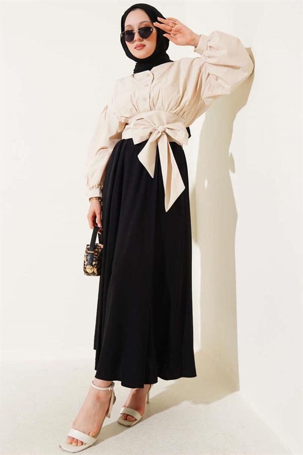 Half Buttoned Tie Short Shirt Beige