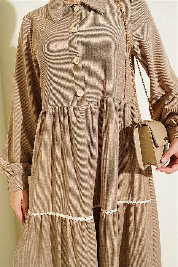 Half-Button Lace Velvet Dress Beige